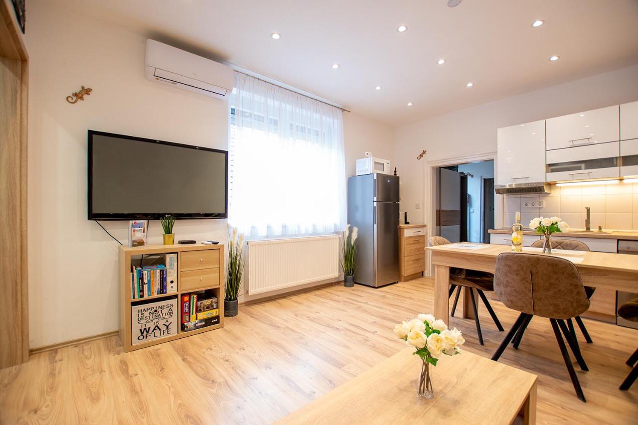 Appartement Zora Lak à Sopron Extérieur photo